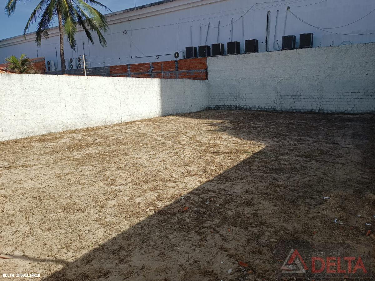 Casa à venda com 2 quartos, 300m² - Foto 5