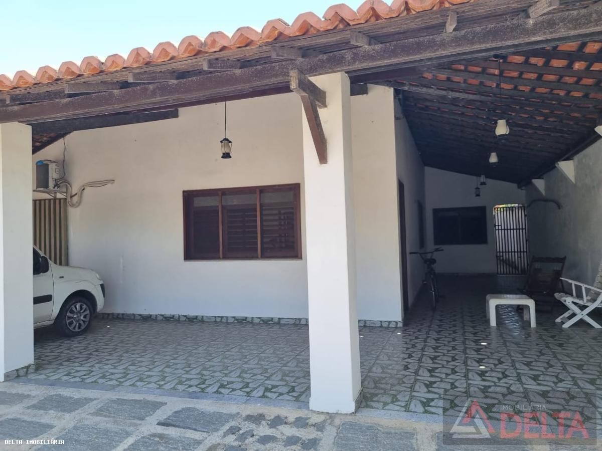 Casa à venda com 4 quartos, 660m² - Foto 3