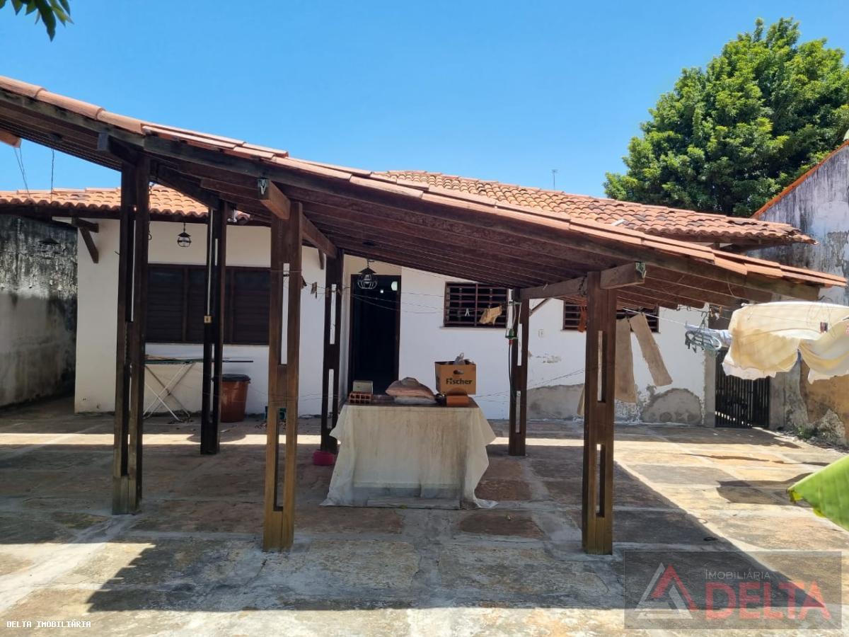 Casa à venda com 4 quartos, 660m² - Foto 26