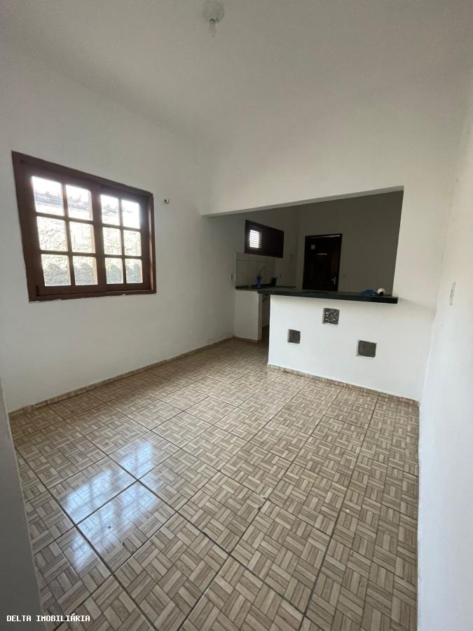 Casa à venda com 2 quartos, 180m² - Foto 3