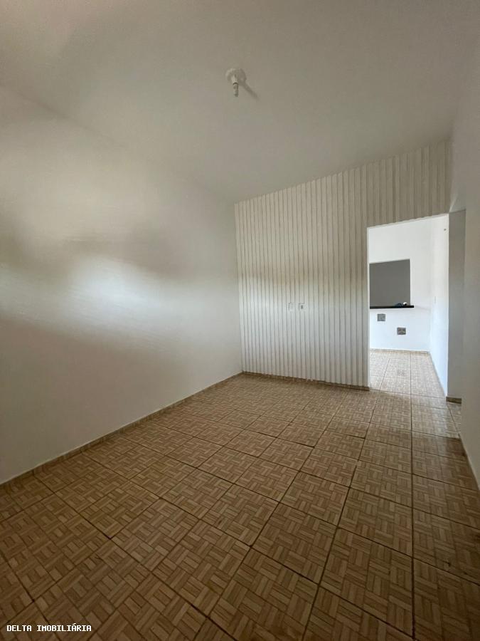 Casa à venda com 2 quartos, 180m² - Foto 5