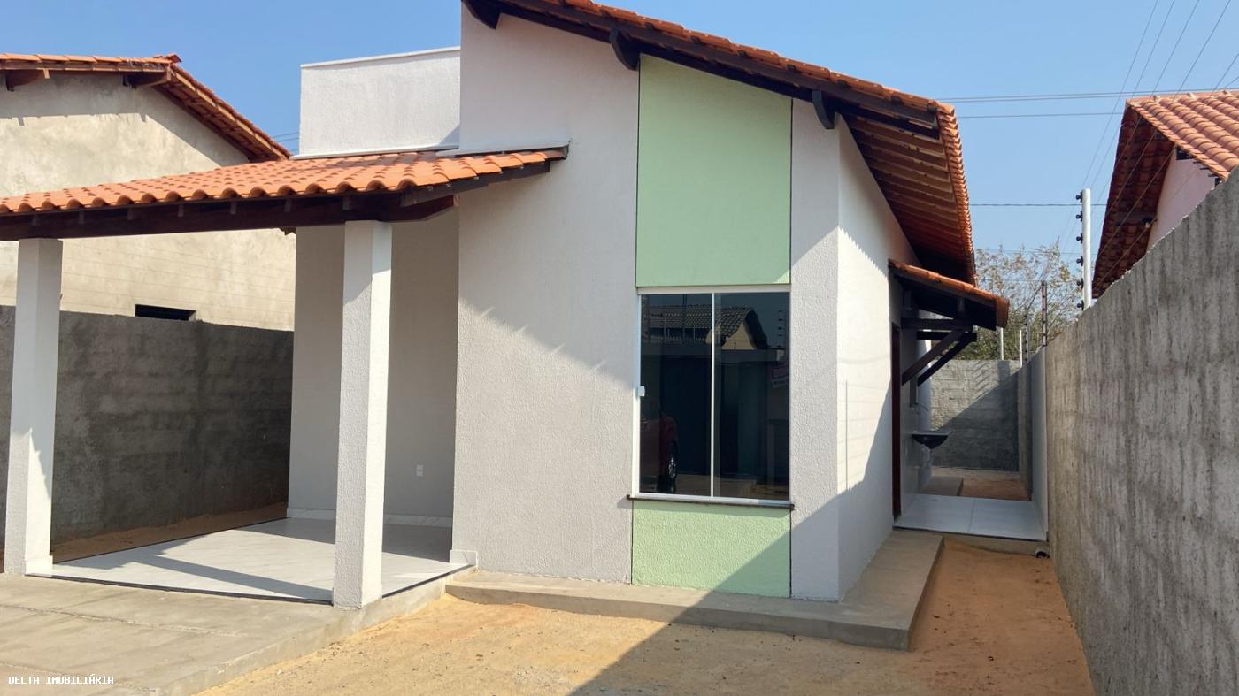 Casa à venda com 3 quartos, 200m² - Foto 2