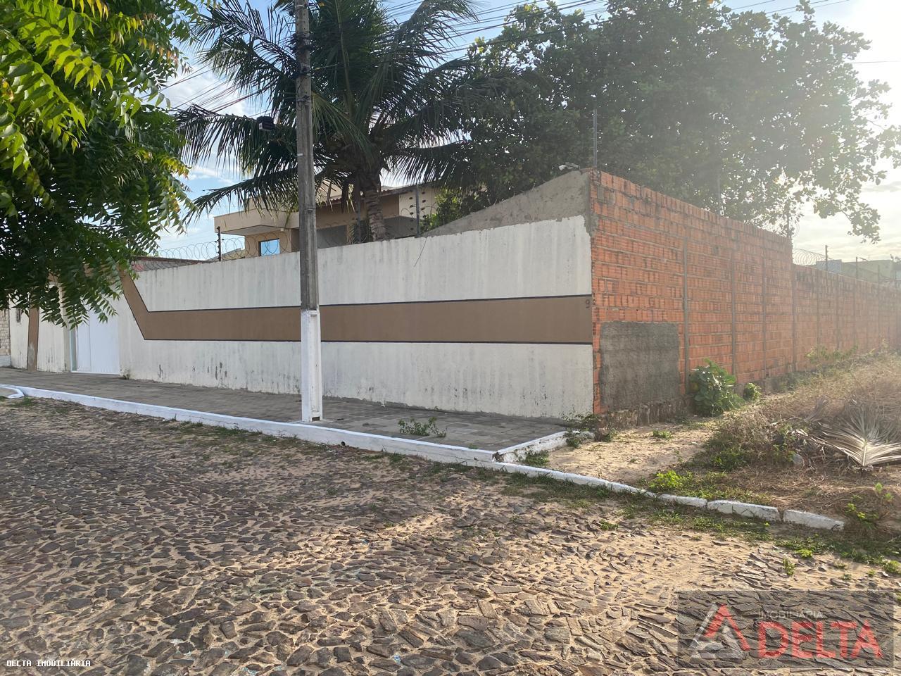 Casa à venda com 3 quartos, 350m² - Foto 2