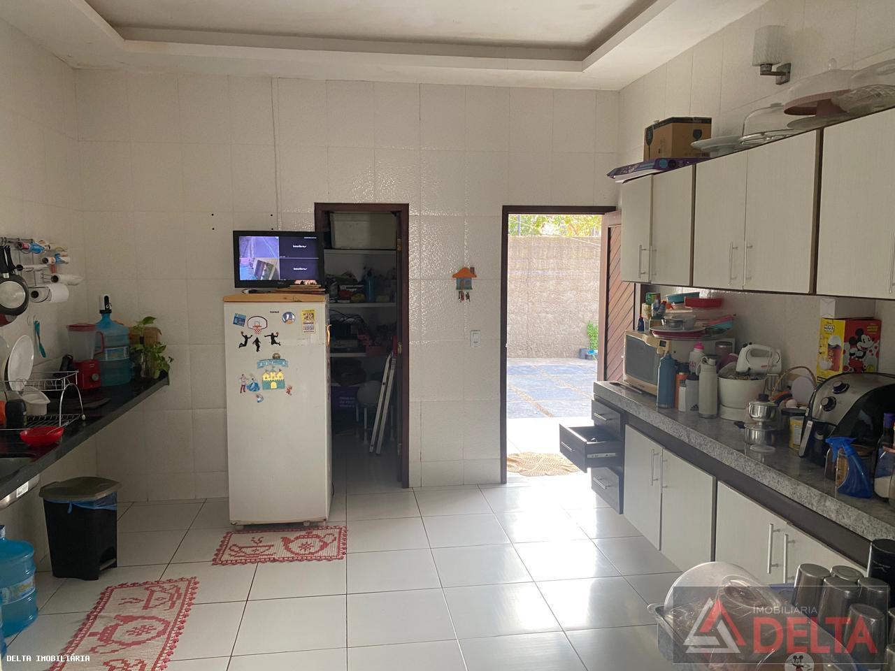 Casa à venda com 3 quartos, 350m² - Foto 17