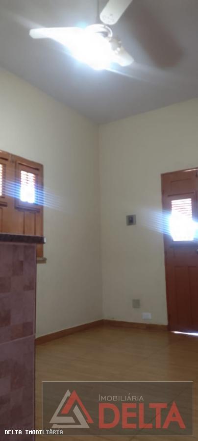 Casa à venda com 3 quartos, 300m² - Foto 16